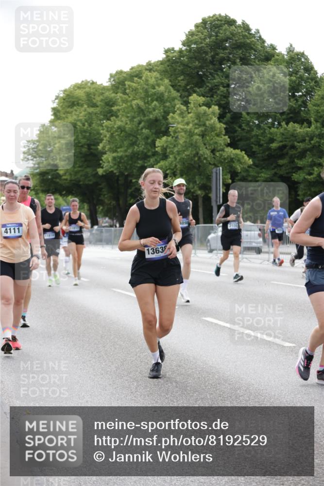 29.06.2025 - hella hamburg halbmarathon Jannik Wohlers http://msf.ph/oto/8192529 29.06.2025 10:24:19 Lombardsbrücke 1352, 1395, 2108, 2249, 2280, 2944, 3053, 3099, 3113, 3132, 3421, 4111, 4221, 4444, 5126, 5138, 5829, 5830, 6261, 6570, 10907, 11651, 11816, 11817, 12070, 12303, 13111, 13113, 13638, 14898, 15124, 15796, 15975, 17535, 18105 meine-sportfotos.de