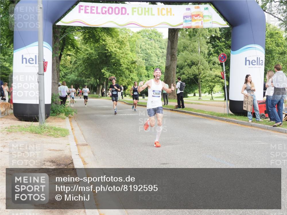 29.06.2025 - hella hamburg halbmarathon MichiJ http://msf.ph/oto/8192595 29.06.2025 10:19:58 Zwischen KM18-KM19 2689, 8190, 8318, 10270, 12049, 12691, 18422 meine-sportfotos.de