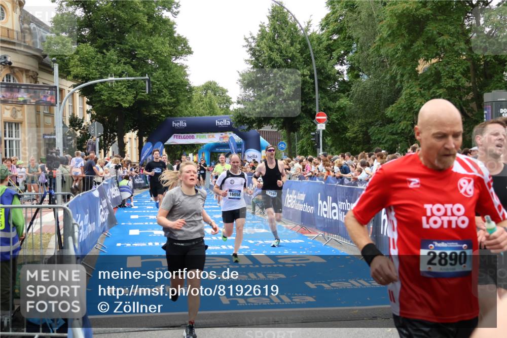 29.06.2025 - hella hamburg halbmarathon Zöllner http://msf.ph/oto/8192619 29.06.2025 10:45:05 Ziel 1171, 1424, 1520, 3917, 4997, 6266, 7709, 7843, 9710, 10741, 11688, 13919, 15334, 15365, 16058, 17381, 17544, 18055 meine-sportfotos.de