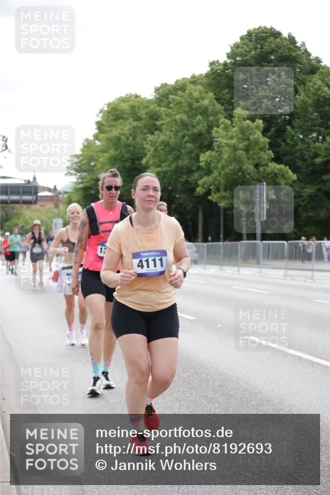 29.06.2025 - hella hamburg halbmarathon Jannik Wohlers http://msf.ph/oto/8192693 29.06.2025 10:24:21 Lombardsbrücke 1352, 1395, 2108, 2249, 2280, 2944, 3053, 3099, 3113, 3132, 3421, 4111, 4221, 4444, 5126, 5138, 5829, 5830, 6261, 6570, 10907, 11651, 11816, 11817, 12070, 12303, 13111, 13113, 14898, 15124, 15796, 15975, 17535, 18105 meine-sportfotos.de