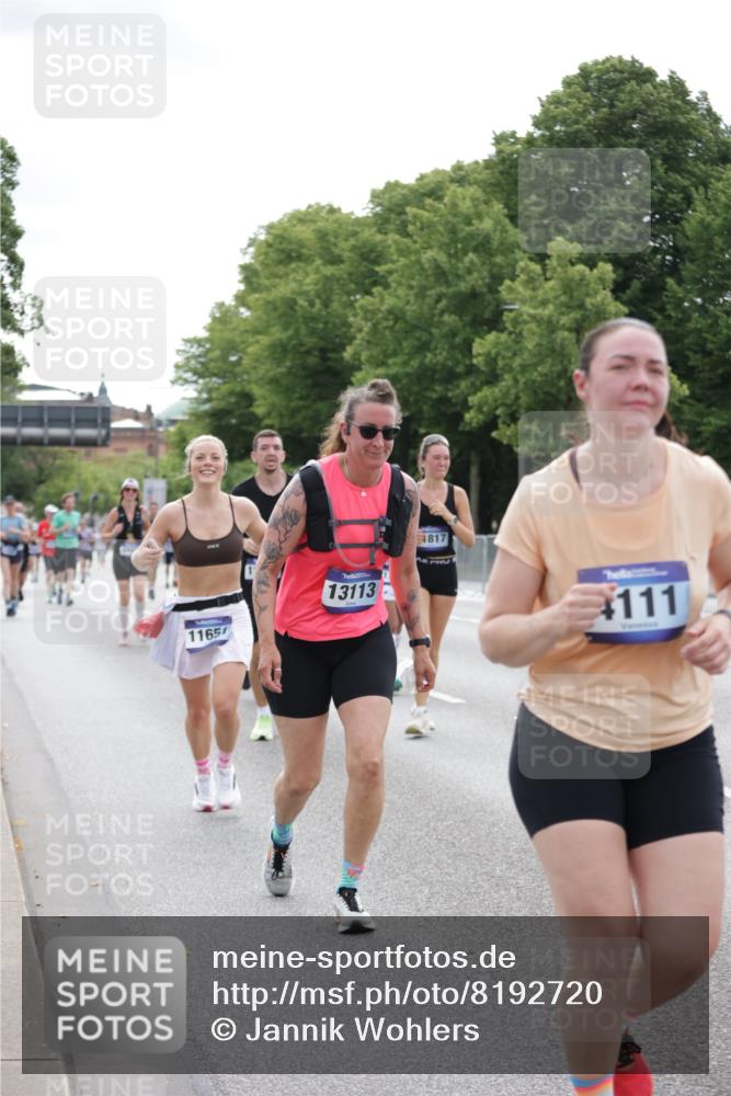 29.06.2025 - hella hamburg halbmarathon Jannik Wohlers http://msf.ph/oto/8192720 29.06.2025 10:24:22 Lombardsbrücke 1352, 1395, 2108, 2249, 2280, 2944, 3053, 3099, 3113, 3132, 4008, 4010, 4111, 4221, 4444, 5126, 5138, 5829, 5830, 6261, 6570, 10907, 11651, 11816, 11817, 12070, 12303, 14898, 15124, 15796, 15975, 17535, 18105 meine-sportfotos.de