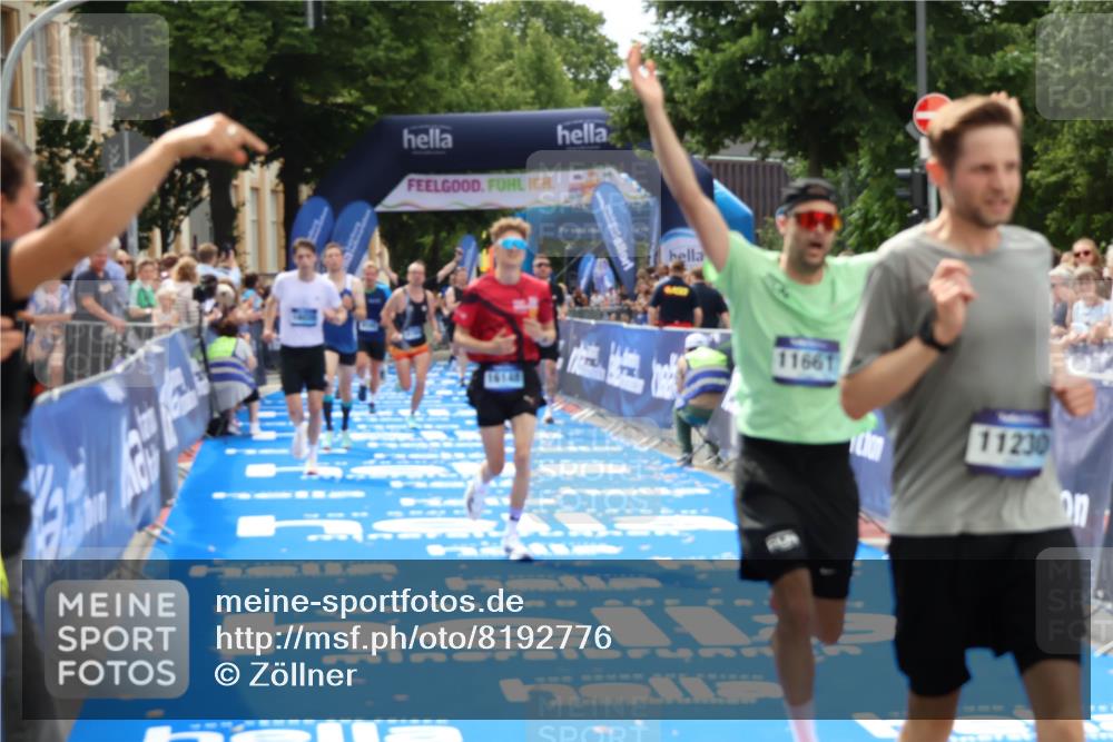 29.06.2025 - hella hamburg halbmarathon Zöllner http://msf.ph/oto/8192776 29.06.2025 10:34:41 Ziel 16148, 5152, 5554, 6169, 6878, 8395, 11230, 11661, 14289, 14603, 15887, 16148, 17014, 18026 meine-sportfotos.de