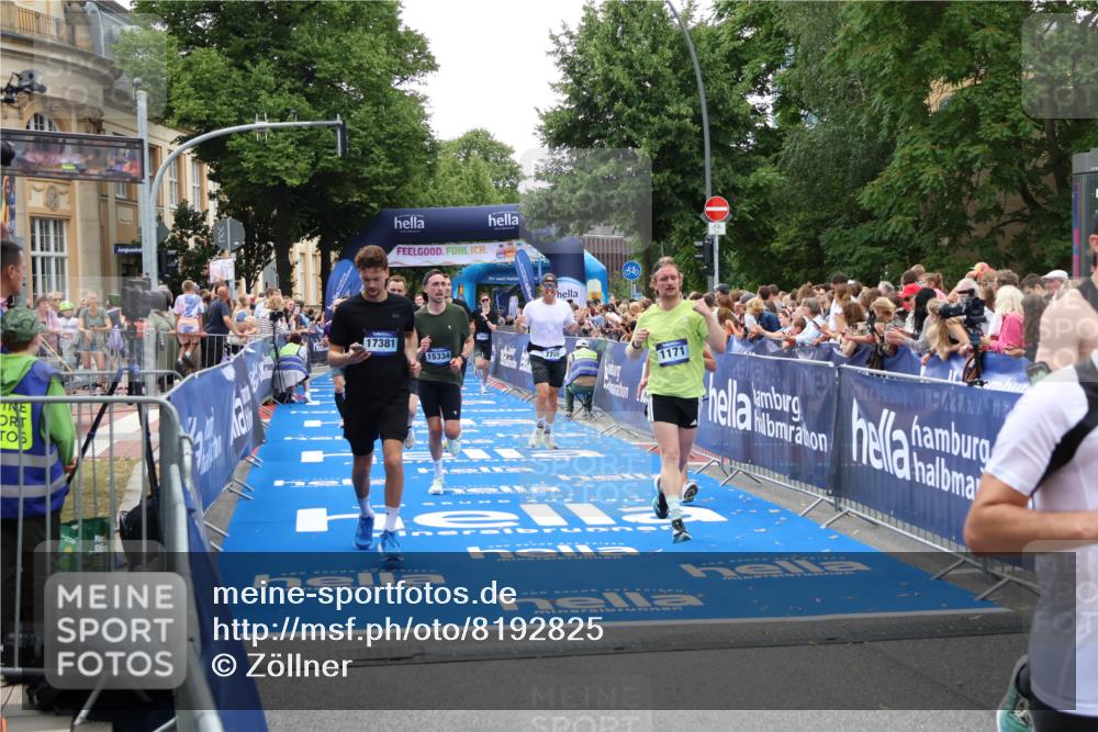 29.06.2025 - hella hamburg halbmarathon Zöllner http://msf.ph/oto/8192825 29.06.2025 10:45:08 Ziel 1171, 2270, 3917, 4997, 6266, 7709, 7843, 9302, 9710, 10313, 10741, 11688, 13919, 15334, 15365, 16685, 16689, 17381 meine-sportfotos.de