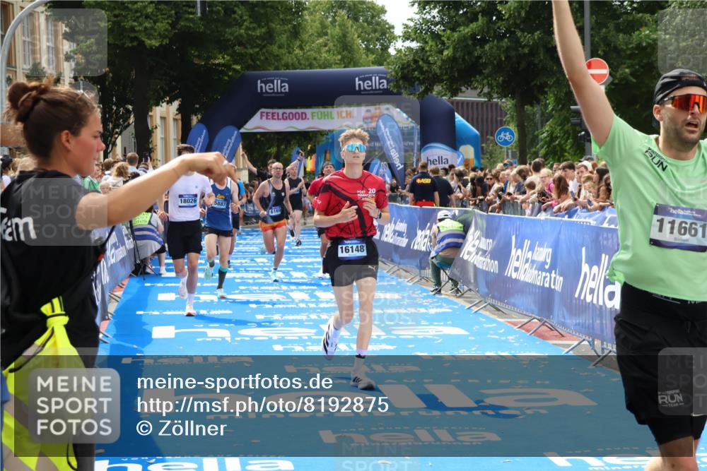 29.06.2025 - hella hamburg halbmarathon Zöllner http://msf.ph/oto/8192875 29.06.2025 10:34:42 Ziel 16148, 5152, 5554, 6169, 6878, 8395, 11661, 14289, 14603, 15887, 16148, 17014, 18026 meine-sportfotos.de