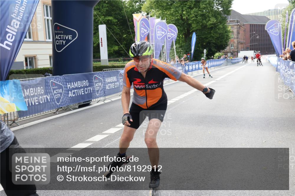 29.06.2025 - hella hamburg halbmarathon Strokosch-Dieckow http://msf.ph/oto/8192912 29.06.2025 09:34:42 Ziel 20050, 20289, 20351, 20475 meine-sportfotos.de