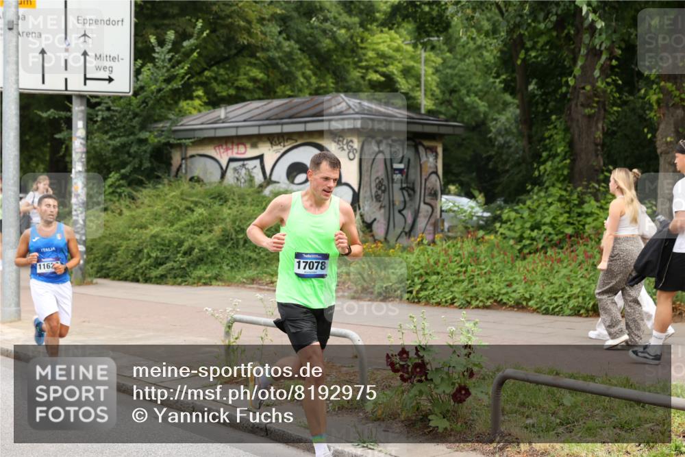 29.06.2025 - hella hamburg halbmarathon Yannick Fuchs http://msf.ph/oto/8192975 29.06.2025 10:31:18 20KM 1385, 1571, 2121, 3959, 5315, 5961, 6915, 7831, 8084, 8121, 9313, 10404, 10852, 11120, 11304, 11620, 12051, 12168, 12916, 13991, 14075, 14622, 15621, 16158, 17078, 17192, 18038, 18733 meine-sportfotos.de