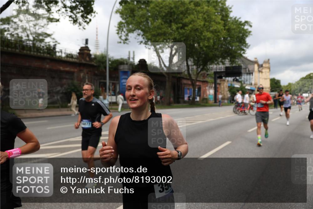 29.06.2025 - hella hamburg halbmarathon Yannick Fuchs http://msf.ph/oto/8193002 29.06.2025 10:44:05 20KM 1216, 1321, 2020, 2234, 2788, 3296, 3414, 3543, 3562, 3852, 4247, 4933, 5447, 5894, 5978, 6115, 6125, 6282, 7100, 7657, 8454, 8576, 8689, 8813, 8899, 8921, 9031, 9303, 9491, 9551, 9597, 9723, 10189, 10480, 11339, 11975, 12203, 12271, 12733, 13159, 13225, 13282, 13463, 13758, 13976, 14562, 14794, 14838, 15519, 15620, 15966, 16000, 16403, 16732, 16738, 16843, 16877, 16887, 17001, 17282, 17319, 17908, 18229, 18350, 18451, 18499, 18960 meine-sportfotos.de