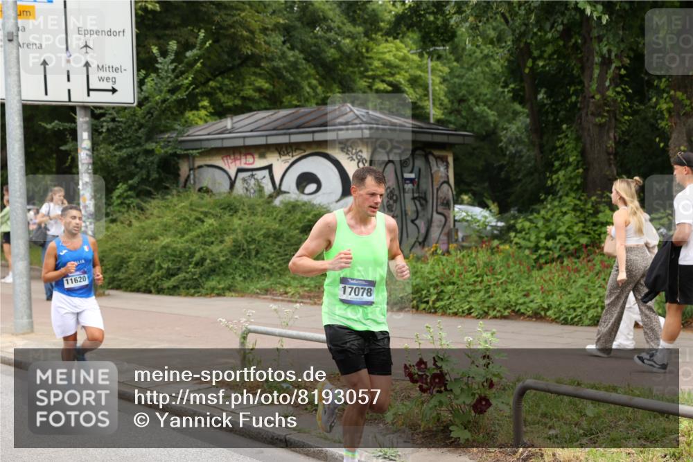 29.06.2025 - hella hamburg halbmarathon Yannick Fuchs http://msf.ph/oto/8193057 29.06.2025 10:31:18 20KM 1385, 1571, 2121, 3959, 5315, 5961, 6915, 7831, 8084, 8121, 9313, 10404, 10852, 11120, 11304, 11620, 12051, 12168, 12916, 13991, 14075, 14622, 15621, 16158, 17078, 17192, 18038, 18733 meine-sportfotos.de