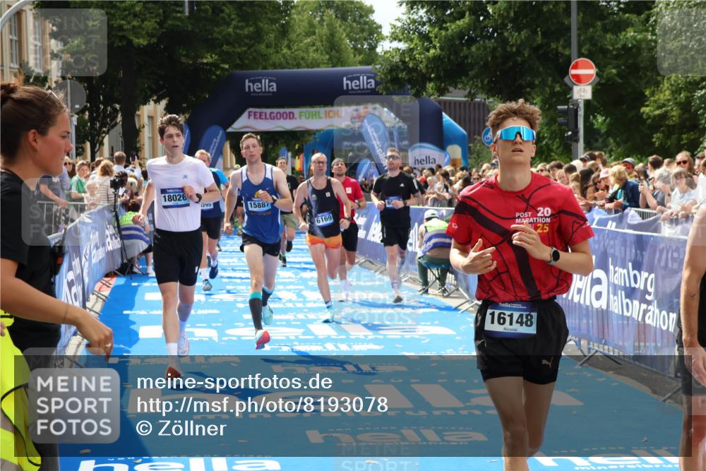 29.06.2025 - hella hamburg halbmarathon Zöllner http://msf.ph/oto/8193078 29.06.2025 10:34:44 Ziel 16148, 5048, 5152, 5554, 6169, 6878, 8395, 12369, 14289, 14549, 14603, 15887, 16148, 17014, 18026 meine-sportfotos.de