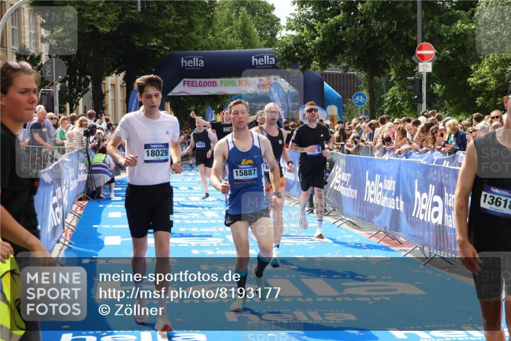 29.06.2025 - hella hamburg halbmarathon Zöllner http://msf.ph/oto/8193177 29.06.2025 10:34:45 Ziel 1562, 5048, 5152, 5554, 6169, 6878, 8395, 12369, 14289, 14388, 14549, 14603, 15887, 17014, 18026, 18237 meine-sportfotos.de