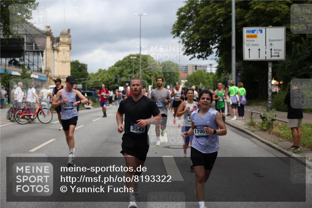 29.06.2025 - hella hamburg halbmarathon Yannick Fuchs http://msf.ph/oto/8193322 29.06.2025 10:44:07 20KM 1216, 1321, 2020, 2234, 2788, 3296, 3414, 3543, 3562, 3852, 3947, 4247, 4933, 5447, 5894, 5978, 6115, 6125, 6282, 7100, 7657, 8153, 8454, 8576, 8689, 8813, 8899, 8921, 9031, 9303, 9491, 9551, 9597, 9723, 10189, 10480, 11339, 11975, 12203, 12235, 12733, 13159, 13225, 13282, 13463, 13758, 13976, 14562, 14794, 14838, 15519, 15620, 15966, 16000, 16403, 16732, 16738, 16843, 16877, 16887, 17001, 17282, 17319, 17908, 18228, 18229, 18350, 18451, 18499, 18884, 18960 meine-sportfotos.de