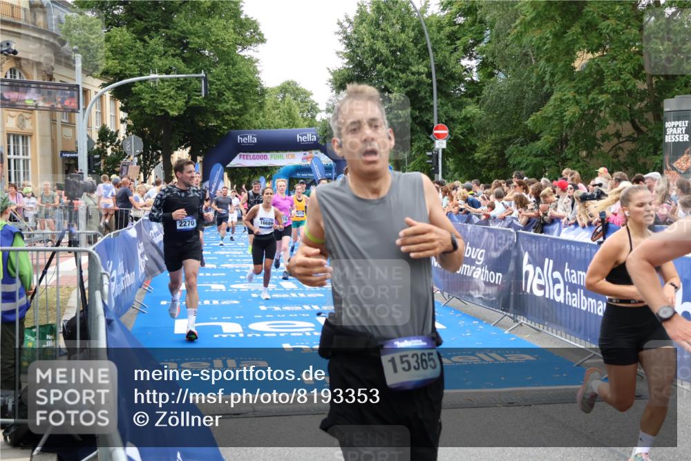 29.06.2025 - hella hamburg halbmarathon Zöllner http://msf.ph/oto/8193353 29.06.2025 10:45:14 Ziel 2270, 4997, 6054, 6375, 6575, 6819, 7087, 9302, 10313, 12783, 15365, 15636, 15651, 15760, 16513, 16685, 16689, 17120, 17960, 18346, 18718 meine-sportfotos.de