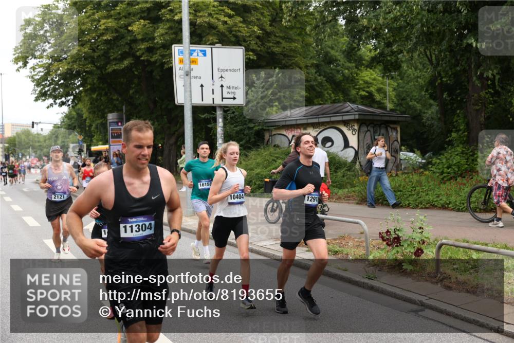 29.06.2025 - hella hamburg halbmarathon Yannick Fuchs http://msf.ph/oto/8193655 29.06.2025 10:31:22 20KM 1385, 1571, 2121, 3959, 5092, 5315, 5961, 6529, 6915, 7831, 8084, 8121, 9313, 10404, 10680, 10852, 11120, 11304, 11620, 11833, 12051, 12168, 12916, 13991, 14075, 16158, 17024, 17078, 17192, 17306, 17723, 18038, 18062, 18733 meine-sportfotos.de