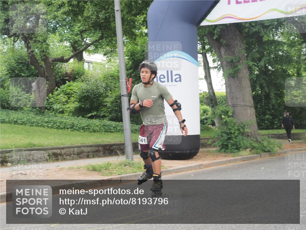 29.06.2025 - hella hamburg halbmarathon KatJ http://msf.ph/oto/8193796 29.06.2025 09:27:14 Zwischen KM18-KM19  meine-sportfotos.de
