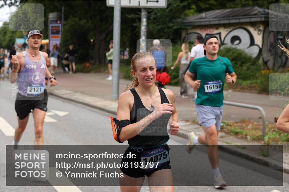 29.06.2025 - hella hamburg halbmarathon Yannick Fuchs http://msf.ph/oto/8193797 29.06.2025 10:31:23 20KM 1385, 1411, 1571, 2121, 3959, 5092, 5315, 5961, 6529, 6915, 7831, 8084, 8121, 9313, 10404, 10680, 11120, 11304, 11620, 11833, 12051, 12168, 12916, 13972, 13991, 14075, 16158, 17024, 17078, 17192, 17306, 17723, 18038, 18062, 18733 meine-sportfotos.de