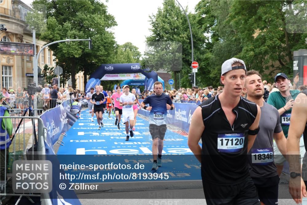 29.06.2025 - hella hamburg halbmarathon Zöllner http://msf.ph/oto/8193945 29.06.2025 10:45:20 Ziel 2188, 2367, 2470, 5706, 6054, 6375, 9105, 10064, 12783, 15563, 15636, 15651, 15741, 15760, 16513 meine-sportfotos.de