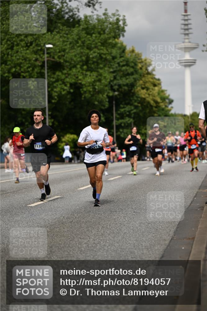 29.06.2025 - hella hamburg halbmarathon Dr. Thomas Lammeyer http://msf.ph/oto/8194057 29.06.2025 10:11:20 Kennedybrücke 4502, 5287, 5807, 5845, 5926, 6517, 7503, 10283, 10700, 10703, 11114, 11394 meine-sportfotos.de