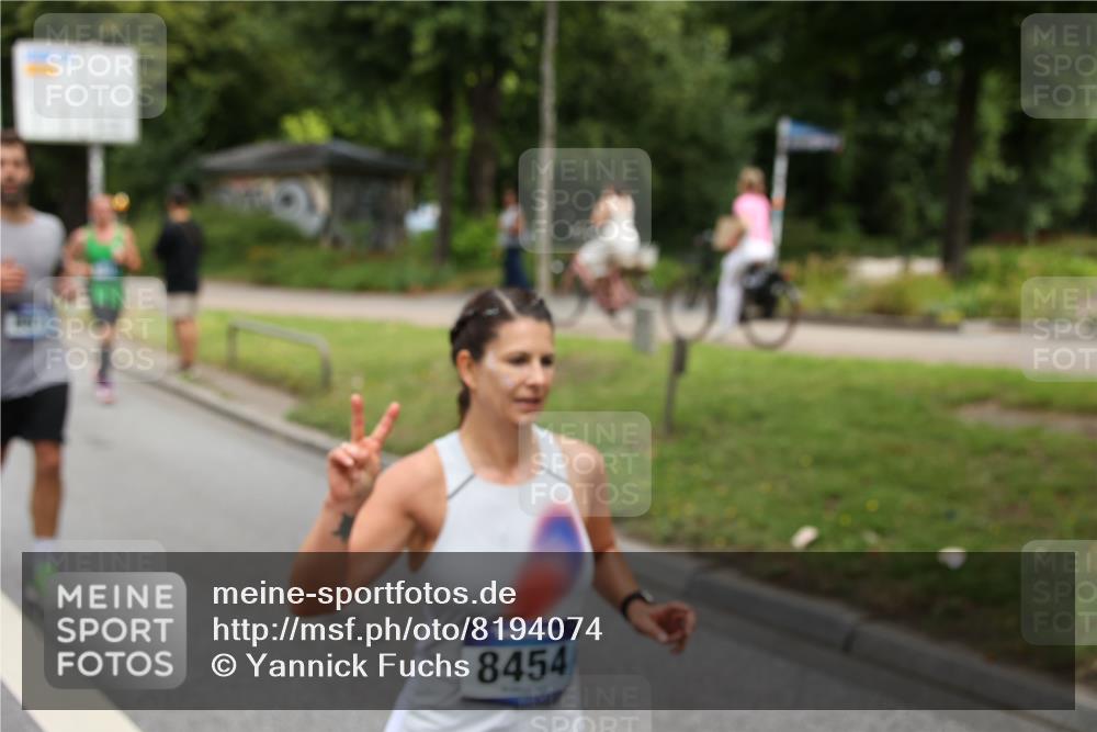 29.06.2025 - hella hamburg halbmarathon Yannick Fuchs http://msf.ph/oto/8194074 29.06.2025 10:44:09 20KM 1216, 1321, 2020, 2234, 2788, 3296, 3414, 3543, 3562, 3852, 3947, 4247, 4933, 5447, 5894, 5978, 6125, 6282, 7100, 7657, 8153, 8313, 8454, 8576, 8689, 8813, 8899, 8921, 9031, 9303, 9491, 9551, 9597, 9723, 10189, 10480, 11339, 11975, 12203, 12235, 12527, 12733, 13159, 13225, 13282, 13463, 13758, 13976, 14562, 14794, 14838, 15620, 15966, 16000, 16242, 16403, 16732, 16738, 16843, 16877, 16887, 17001, 17282, 17319, 18228, 18229, 18350, 18451, 18499, 18884 meine-sportfotos.de