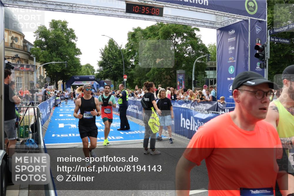 29.06.2025 - hella hamburg halbmarathon Zöllner http://msf.ph/oto/8194143 29.06.2025 10:35:07 Ziel 7972, 8901, 11559, 12044, 14069, 15391, 16963, 16964 meine-sportfotos.de
