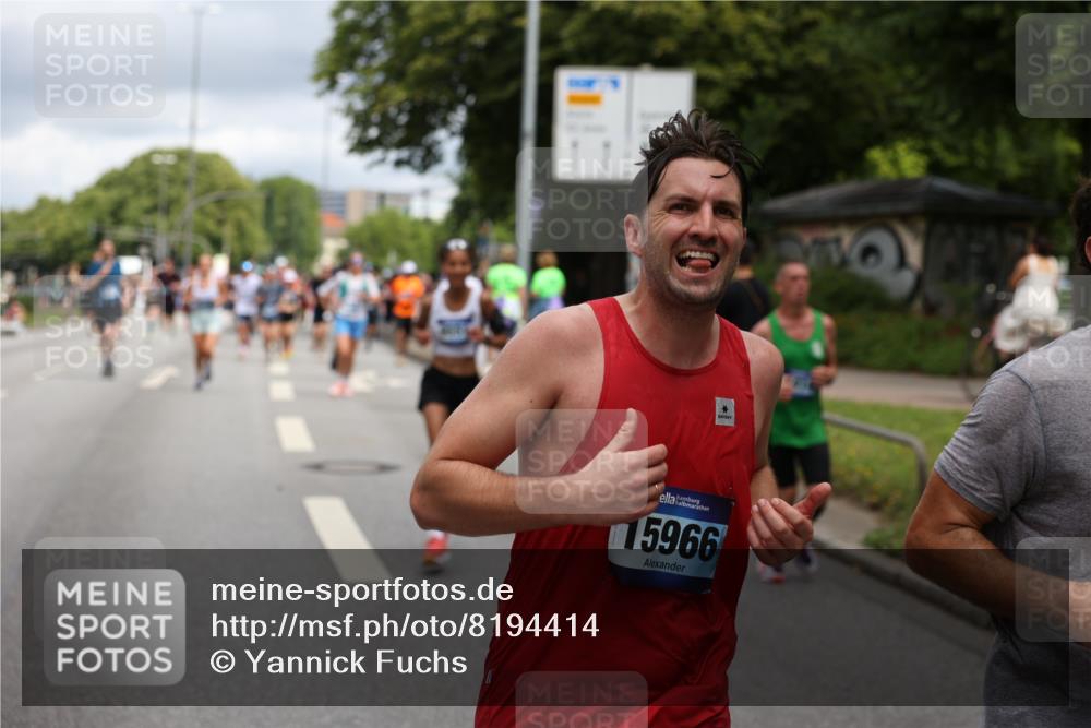 29.06.2025 - hella hamburg halbmarathon Yannick Fuchs http://msf.ph/oto/8194414 29.06.2025 10:44:10 20KM 1216, 1321, 2020, 2234, 2788, 3296, 3414, 3543, 3562, 3852, 3947, 4247, 4933, 5447, 5894, 5978, 6125, 6282, 7100, 7657, 8153, 8313, 8454, 8576, 8689, 8813, 8899, 8921, 9031, 9303, 9491, 9551, 10480, 10750, 11339, 11975, 12203, 12235, 12527, 12733, 13159, 13225, 13282, 13463, 13758, 13812, 13976, 14562, 14794, 15620, 15966, 16000, 16242, 16403, 16732, 16843, 16877, 16887, 17001, 17282, 17319, 18228, 18229, 18350, 18451, 18499, 18884 meine-sportfotos.de