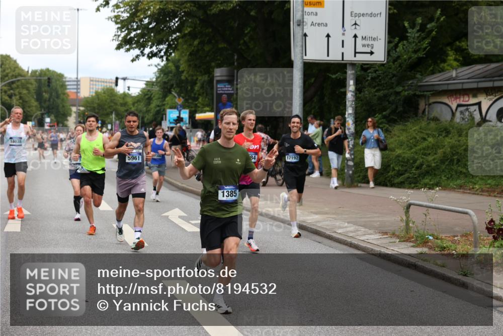 29.06.2025 - hella hamburg halbmarathon Yannick Fuchs http://msf.ph/oto/8194532 29.06.2025 10:31:33 20KM 1385, 1411, 1571, 3959, 4860, 4865, 5003, 5092, 5315, 5961, 6529, 7482, 7831, 8084, 8121, 8362, 9296, 9313, 10680, 10738, 11120, 11833, 13972, 15261, 16523, 17024, 17192, 17306, 17658, 17723, 18038, 18062, 18384, 18733, 18824 meine-sportfotos.de