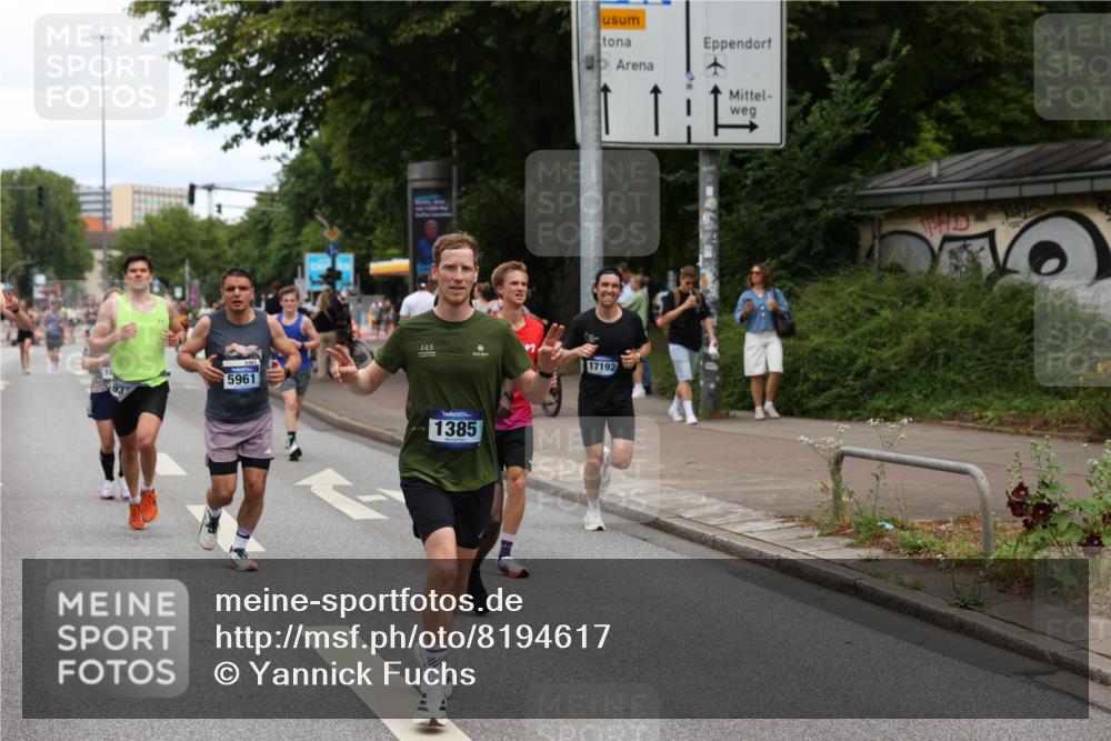 29.06.2025 - hella hamburg halbmarathon Yannick Fuchs http://msf.ph/oto/8194617 29.06.2025 10:31:33 20KM 1385, 1411, 1571, 3959, 4860, 4865, 5003, 5092, 5315, 5961, 6529, 7482, 7831, 8084, 8121, 8362, 9296, 9313, 10680, 10738, 11120, 11833, 13972, 15261, 16523, 17024, 17192, 17306, 17658, 17723, 18038, 18062, 18384, 18733, 18824 meine-sportfotos.de