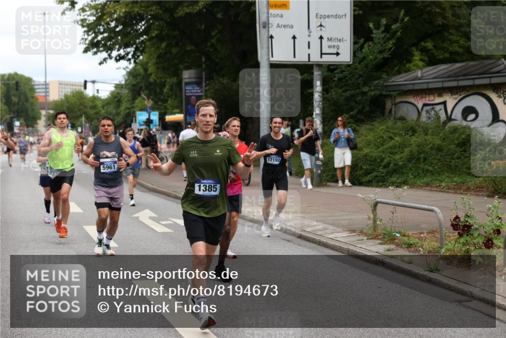 29.06.2025 - hella hamburg halbmarathon Yannick Fuchs http://msf.ph/oto/8194673 29.06.2025 10:31:33 20KM 1385, 1411, 1571, 3959, 4860, 4865, 5003, 5092, 5315, 5961, 6529, 7482, 7831, 8084, 8121, 8362, 9296, 9313, 10680, 10738, 11120, 11833, 13972, 15261, 16523, 17024, 17192, 17306, 17658, 17723, 18038, 18062, 18384, 18733, 18824 meine-sportfotos.de