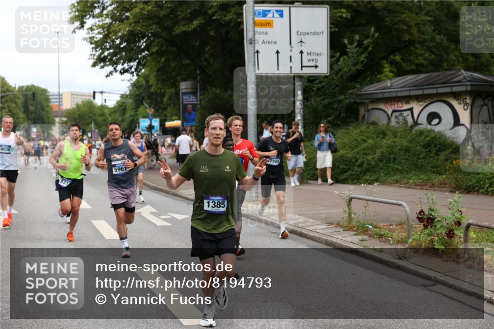 29.06.2025 - hella hamburg halbmarathon Yannick Fuchs http://msf.ph/oto/8194793 29.06.2025 10:31:33 20KM 1385, 1411, 1571, 3959, 4860, 4865, 5003, 5092, 5315, 5961, 6529, 7482, 7831, 8084, 8121, 8362, 9296, 9313, 10680, 10738, 11120, 11833, 13972, 15261, 16523, 17024, 17192, 17306, 17658, 17723, 18038, 18062, 18384, 18733, 18824 meine-sportfotos.de