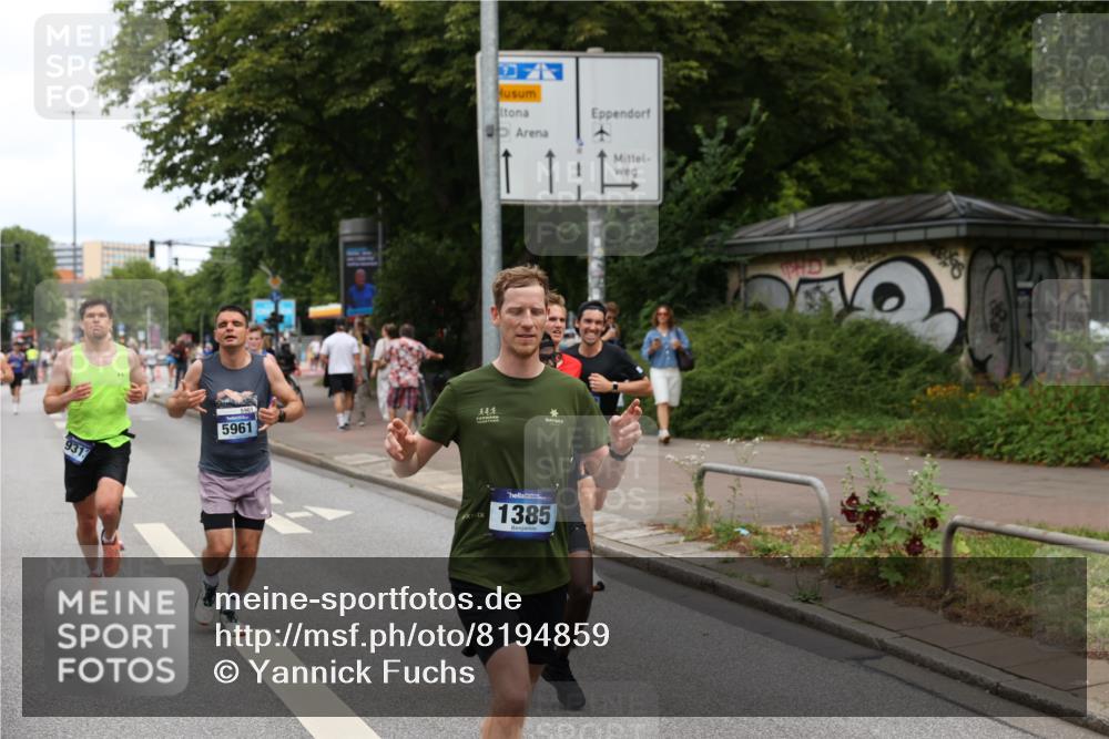 29.06.2025 - hella hamburg halbmarathon Yannick Fuchs http://msf.ph/oto/8194859 29.06.2025 10:31:34 20KM 1385, 1411, 1571, 3959, 4860, 4865, 5003, 5092, 5315, 5961, 6529, 7482, 7831, 8084, 8121, 8362, 9178, 9296, 9313, 10680, 10738, 11120, 11833, 13972, 15261, 15939, 16523, 17024, 17192, 17306, 17658, 17723, 18038, 18062, 18384, 18733, 18824 meine-sportfotos.de