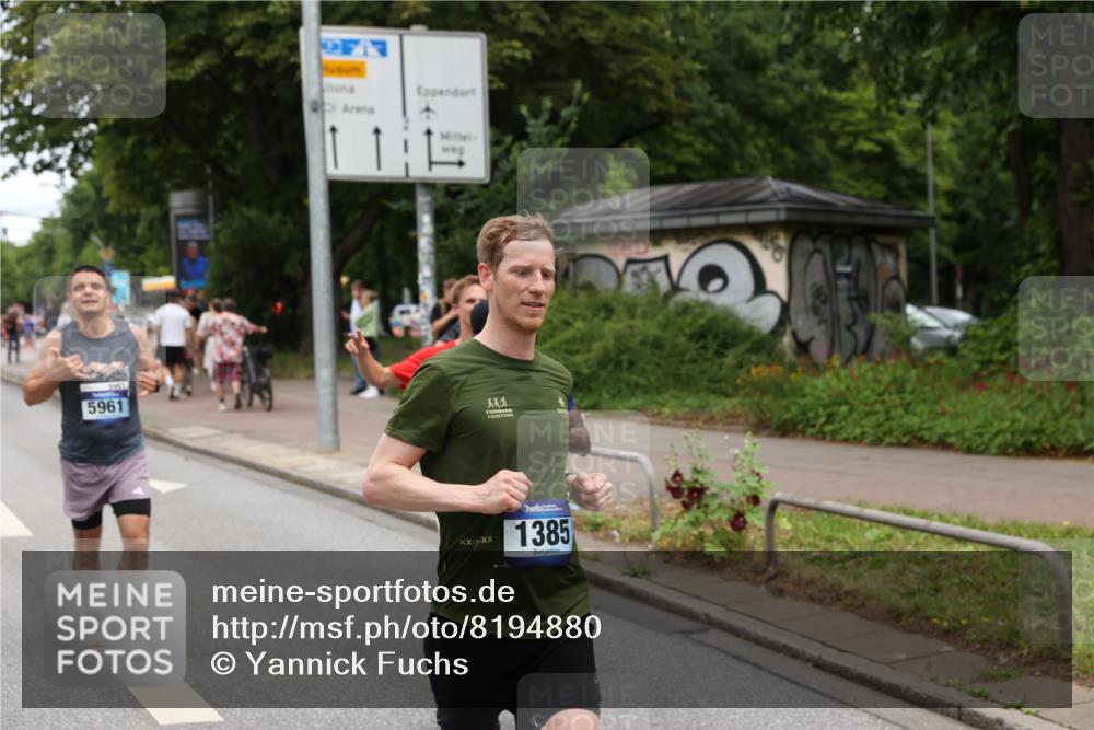 29.06.2025 - hella hamburg halbmarathon Yannick Fuchs http://msf.ph/oto/8194880 29.06.2025 10:31:34 20KM 1385, 1411, 1571, 3959, 4860, 4865, 5003, 5092, 5315, 5961, 6529, 7482, 7831, 8084, 8121, 8362, 9178, 9296, 9313, 10680, 10738, 11120, 11833, 13972, 15261, 15939, 16523, 17024, 17192, 17306, 17658, 17723, 18038, 18062, 18384, 18733, 18824 meine-sportfotos.de