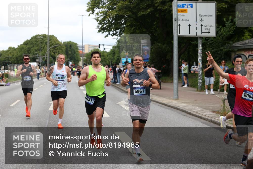 29.06.2025 - hella hamburg halbmarathon Yannick Fuchs http://msf.ph/oto/8194965 29.06.2025 10:31:34 20KM 1385, 1411, 1571, 3959, 4860, 4865, 5003, 5092, 5315, 5961, 6529, 7482, 7831, 8084, 8121, 8362, 9178, 9296, 9313, 10680, 10738, 11120, 11833, 13972, 15261, 15939, 16523, 17024, 17192, 17306, 17658, 17723, 18038, 18062, 18384, 18733, 18824 meine-sportfotos.de