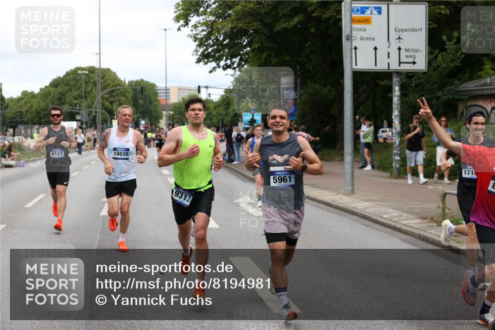 29.06.2025 - hella hamburg halbmarathon Yannick Fuchs http://msf.ph/oto/8194981 29.06.2025 10:31:34 20KM 1385, 1411, 1571, 3959, 4860, 4865, 5003, 5092, 5315, 5961, 6529, 7482, 7831, 8084, 8121, 8362, 9178, 9296, 9313, 10680, 10738, 11120, 11833, 13972, 15261, 15939, 16523, 17024, 17192, 17306, 17658, 17723, 18038, 18062, 18384, 18733, 18824 meine-sportfotos.de