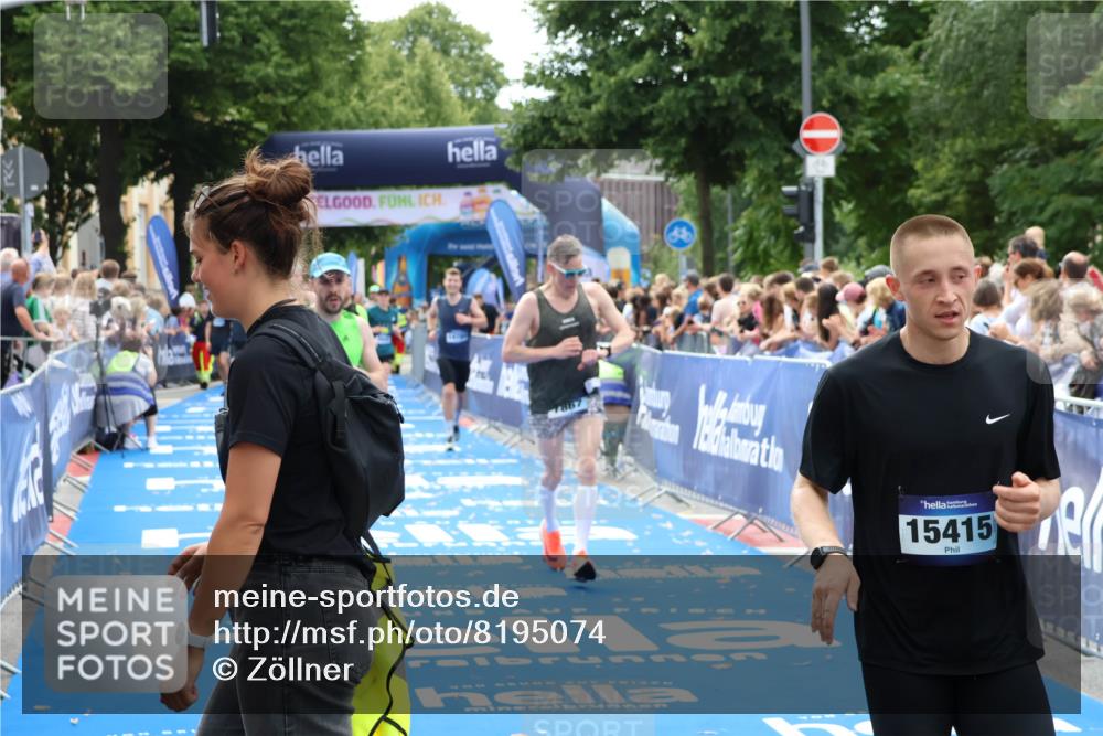 29.06.2025 - hella hamburg halbmarathon Zöllner http://msf.ph/oto/8195074 29.06.2025 10:35:22 Ziel 4944, 7867, 10877, 11898, 12514, 13798, 14789, 15701, 15773 meine-sportfotos.de
