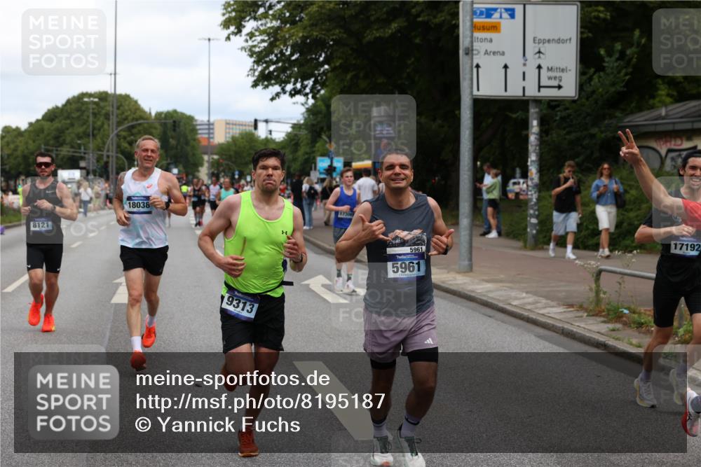 29.06.2025 - hella hamburg halbmarathon Yannick Fuchs http://msf.ph/oto/8195187 29.06.2025 10:31:35 20KM 1385, 1411, 1571, 3959, 4860, 4865, 5003, 5092, 5307, 5315, 5961, 6123, 6529, 7310, 7482, 7831, 8084, 8121, 8362, 9178, 9296, 9313, 10680, 10738, 11120, 11833, 13972, 14691, 15261, 15939, 16523, 17024, 17192, 17306, 17658, 17723, 18038, 18062, 18384, 18733, 18824 meine-sportfotos.de