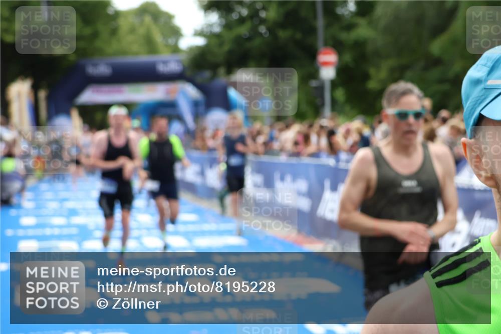 29.06.2025 - hella hamburg halbmarathon Zöllner http://msf.ph/oto/8195228 29.06.2025 10:35:24 Ziel 4944, 7867, 10877, 11898, 13798, 14789, 15390, 15701, 15773, 15931 meine-sportfotos.de