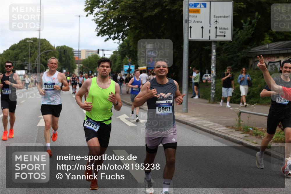 29.06.2025 - hella hamburg halbmarathon Yannick Fuchs http://msf.ph/oto/8195238 29.06.2025 10:31:35 20KM 1385, 1411, 1571, 3959, 4860, 4865, 5003, 5092, 5307, 5315, 5961, 6123, 6529, 7310, 7482, 7831, 8084, 8121, 8362, 9178, 9296, 9313, 10680, 10738, 11120, 11833, 13972, 14691, 15261, 15939, 16523, 17024, 17192, 17306, 17658, 17723, 18038, 18062, 18384, 18733, 18824 meine-sportfotos.de