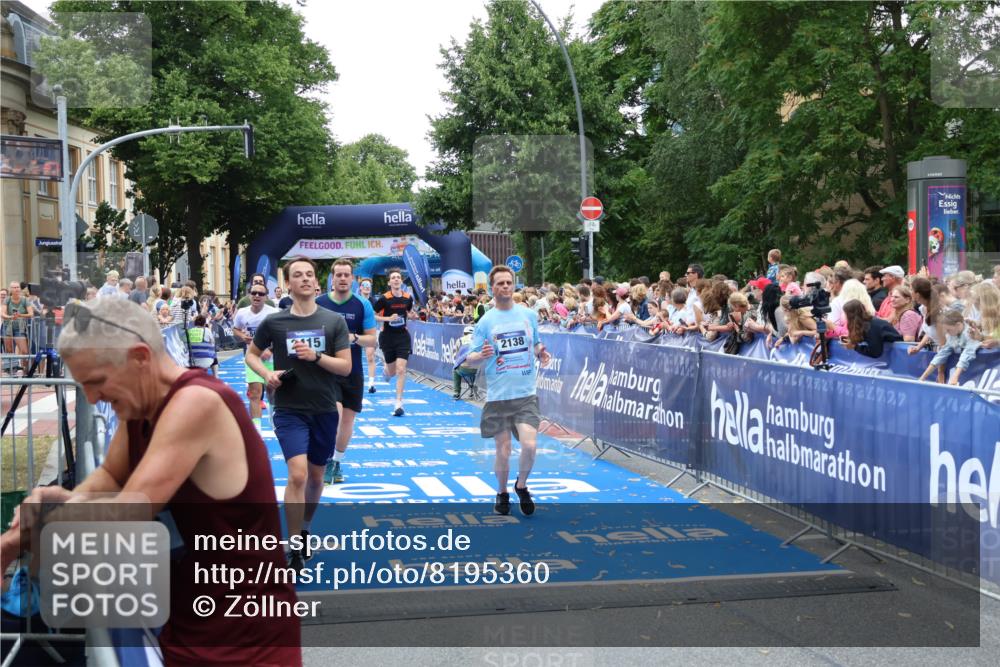 29.06.2025 - hella hamburg halbmarathon Zöllner http://msf.ph/oto/8195360 29.06.2025 10:45:40 Ziel 2138, 2415, 5623, 6071, 6711, 8374, 8668, 11291, 11495, 12154, 14764, 15666, 17674, 18862, 18878 meine-sportfotos.de