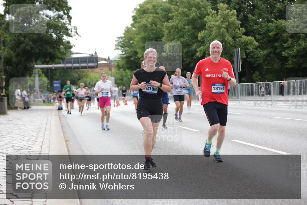 29.06.2025 - hella hamburg halbmarathon Jannik Wohlers http://msf.ph/oto/8195438 29.06.2025 10:24:36 Lombardsbrücke 1740, 2000, 2108, 2249, 3920, 4008, 4010, 4444, 5126, 7778, 8083, 9573, 11400, 11921, 14649, 15124, 15153, 15679, 15942, 17185, 17954, 18194, 18198 meine-sportfotos.de