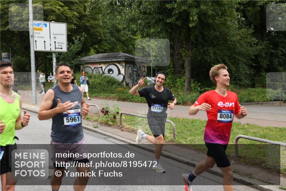 29.06.2025 - hella hamburg halbmarathon Yannick Fuchs http://msf.ph/oto/8195472 29.06.2025 10:31:35 20KM 1385, 1411, 1571, 3959, 4860, 4865, 5003, 5092, 5307, 5315, 5961, 6123, 6529, 7310, 7482, 7831, 8084, 8121, 8362, 9178, 9296, 9313, 10680, 10738, 11120, 11833, 13972, 14691, 15261, 15939, 16523, 17024, 17192, 17306, 17658, 17723, 18038, 18062, 18384, 18733, 18824 meine-sportfotos.de