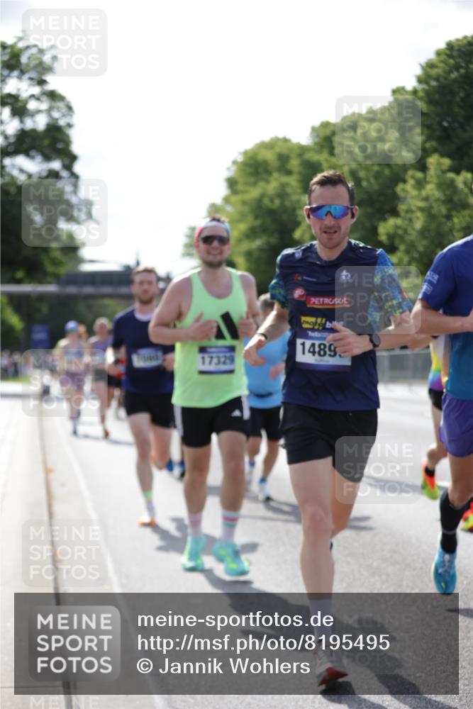 29.06.2025 - hella hamburg halbmarathon Jannik Wohlers http://msf.ph/oto/8195495 29.06.2025 09:46:30 Lombardsbrücke 1053, 1396, 1411, 1577, 2243, 3005, 5152, 5193, 5660, 7080, 7466, 7622, 7628, 7867, 8312, 8323, 10477, 10927, 11898, 12899, 13199, 13493, 13494, 13729, 14069, 14310, 14385, 14841, 14899, 15390, 16417, 16505, 16619, 16881, 17014, 17137, 17329, 18026, 18357, 18600, 18824, 18906, 18986 meine-sportfotos.de