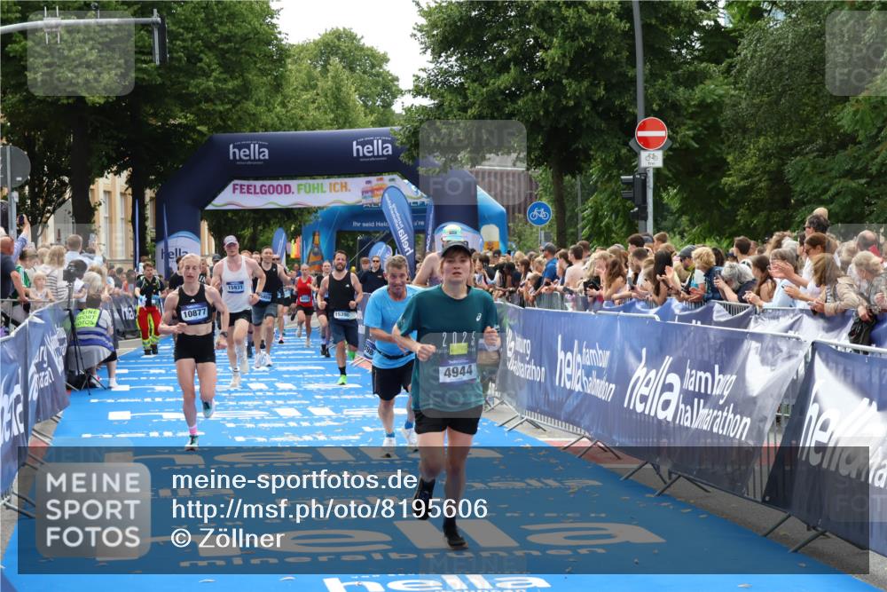 29.06.2025 - hella hamburg halbmarathon Zöllner http://msf.ph/oto/8195606 29.06.2025 10:35:27 Ziel 1889, 4050, 4944, 10771, 10877, 11898, 14789, 15390, 15701, 15931, 15959, 16811 meine-sportfotos.de