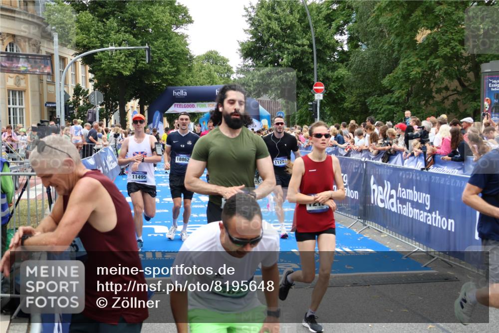 29.06.2025 - hella hamburg halbmarathon Zöllner http://msf.ph/oto/8195648 29.06.2025 10:45:44 Ziel 5047, 6071, 6711, 11291, 11495, 12154, 14764, 15666, 16617, 17332, 17674, 18862, 18878 meine-sportfotos.de