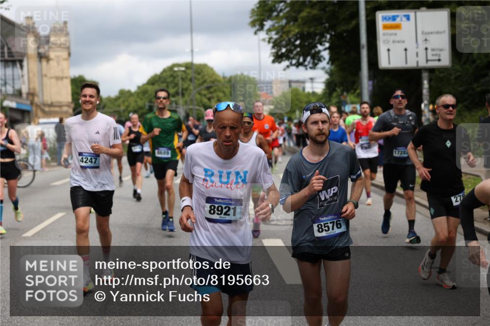 29.06.2025 - hella hamburg halbmarathon Yannick Fuchs http://msf.ph/oto/8195663 29.06.2025 10:44:18 20KM 1119, 1216, 1321, 1399, 1630, 2020, 2234, 2788, 3296, 3414, 3852, 3947, 4127, 4247, 4933, 5447, 5894, 6125, 6282, 8153, 8313, 8576, 8657, 8689, 8899, 8921, 9031, 9303, 10371, 10480, 10750, 11455, 11975, 12203, 12235, 12527, 12733, 13225, 13282, 13463, 13609, 13758, 13812, 14562, 14794, 15620, 15950, 16000, 16242, 16403, 16732, 16806, 16887, 17247, 17282, 17319, 18228, 18229, 18451, 18499, 18657, 18658, 18811, 18884 meine-sportfotos.de
