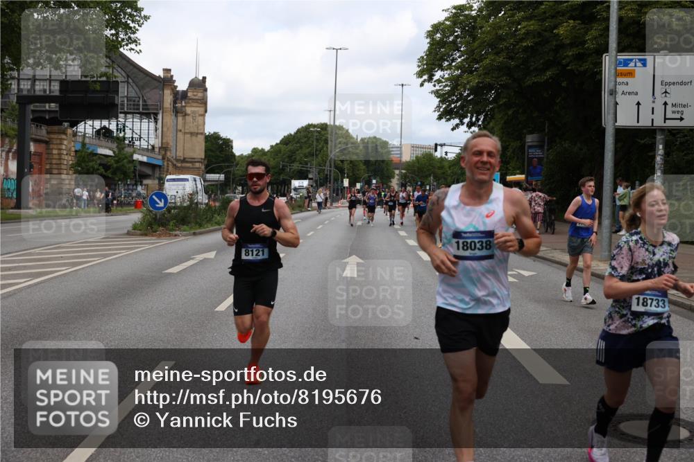29.06.2025 - hella hamburg halbmarathon Yannick Fuchs http://msf.ph/oto/8195676 29.06.2025 10:31:36 20KM 1385, 1411, 1571, 3959, 4860, 4865, 5003, 5092, 5307, 5315, 5961, 6123, 6529, 7310, 7482, 7831, 8084, 8121, 8362, 9178, 9296, 9313, 10680, 10738, 11120, 11833, 13972, 14459, 14691, 14934, 15261, 15939, 16523, 17024, 17192, 17306, 17658, 17723, 18038, 18062, 18384, 18733, 18824 meine-sportfotos.de