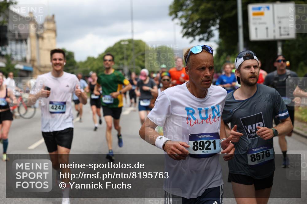 29.06.2025 - hella hamburg halbmarathon Yannick Fuchs http://msf.ph/oto/8195763 29.06.2025 10:44:18 20KM 1119, 1216, 1321, 1399, 1630, 2020, 2234, 2788, 3296, 3414, 3852, 3947, 4127, 4247, 4933, 5447, 5894, 6125, 6282, 8153, 8313, 8576, 8657, 8689, 8899, 8921, 9031, 9303, 10371, 10480, 10750, 11455, 11975, 12203, 12235, 12527, 12733, 13225, 13282, 13463, 13609, 13758, 13812, 14562, 14794, 15620, 15950, 16000, 16242, 16403, 16732, 16806, 16887, 17247, 17282, 17319, 18228, 18229, 18451, 18499, 18657, 18658, 18811, 18884 meine-sportfotos.de