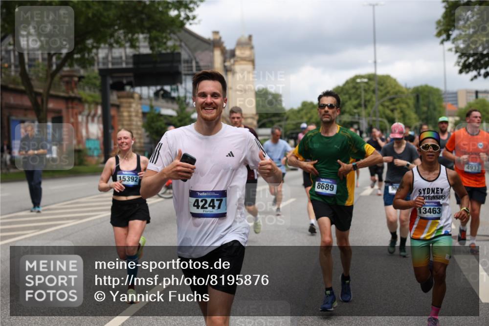 29.06.2025 - hella hamburg halbmarathon Yannick Fuchs http://msf.ph/oto/8195876 29.06.2025 10:44:19 20KM 1119, 1216, 1321, 1399, 1507, 1630, 2020, 2234, 2788, 3296, 3852, 3947, 4127, 4247, 4933, 5447, 5894, 6125, 6282, 7176, 8153, 8313, 8576, 8657, 8689, 8899, 8921, 9031, 9303, 10371, 10480, 10750, 11455, 11607, 11975, 12203, 12235, 12527, 12733, 13225, 13282, 13463, 13609, 13758, 13812, 14562, 14794, 15620, 15803, 15950, 16000, 16242, 16403, 16732, 16806, 16887, 17247, 17282, 17319, 18066, 18228, 18229, 18451, 18499, 18657, 18658, 18811, 18884 meine-sportfotos.de