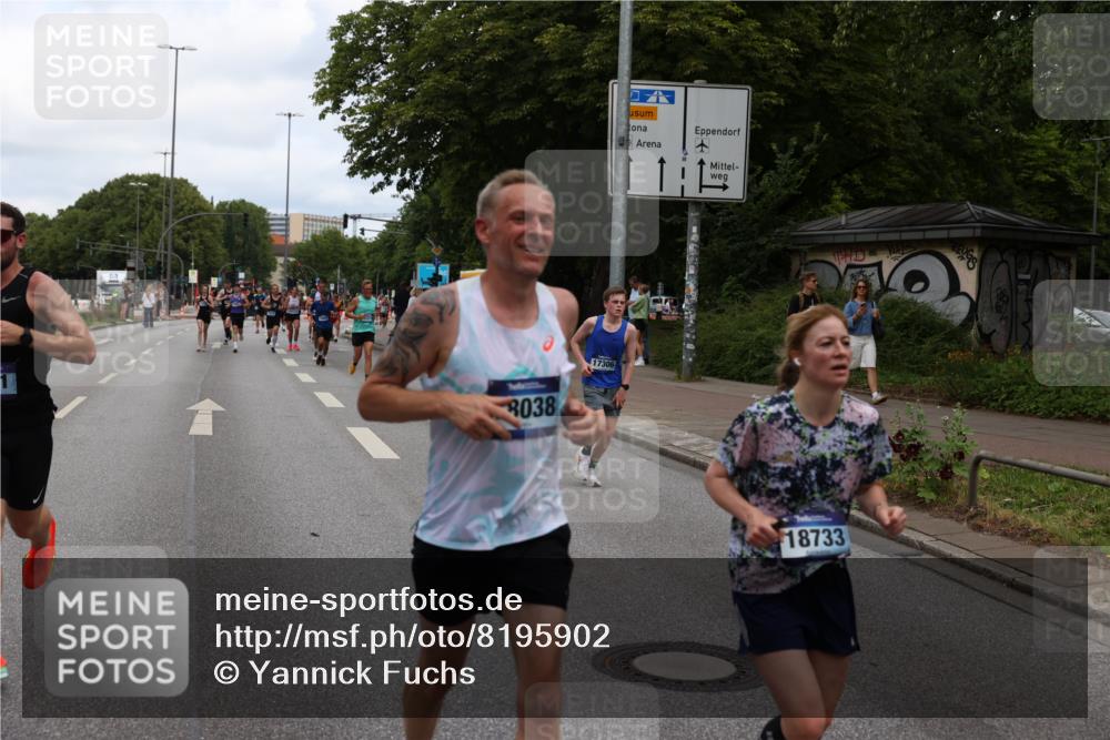 29.06.2025 - hella hamburg halbmarathon Yannick Fuchs http://msf.ph/oto/8195902 29.06.2025 10:31:36 20KM 1385, 1411, 1571, 3959, 4860, 4865, 5003, 5092, 5307, 5315, 5961, 6123, 6529, 7310, 7482, 7831, 8084, 8121, 8362, 9178, 9296, 9313, 10680, 10738, 11120, 11833, 13972, 14459, 14691, 14934, 15261, 15939, 16523, 17024, 17192, 17306, 17658, 17723, 18038, 18062, 18384, 18733, 18824 meine-sportfotos.de
