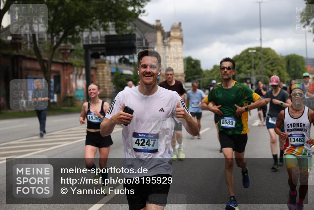 29.06.2025 - hella hamburg halbmarathon Yannick Fuchs http://msf.ph/oto/8195929 29.06.2025 10:44:19 20KM 1119, 1216, 1321, 1399, 1507, 1630, 2020, 2234, 2788, 3296, 3852, 3947, 4127, 4247, 4933, 5447, 5894, 6125, 6282, 7176, 8153, 8313, 8576, 8657, 8689, 8899, 8921, 9031, 9303, 10371, 10480, 10750, 11455, 11607, 11975, 12203, 12235, 12527, 12733, 13225, 13282, 13463, 13609, 13758, 13812, 14562, 14794, 15620, 15803, 15950, 16000, 16242, 16403, 16732, 16806, 16887, 17247, 17282, 17319, 18066, 18228, 18229, 18451, 18499, 18657, 18658, 18811, 18884 meine-sportfotos.de