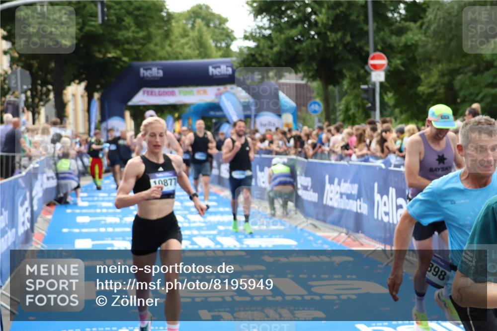 29.06.2025 - hella hamburg halbmarathon Zöllner http://msf.ph/oto/8195949 29.06.2025 10:35:29 Ziel 1889, 4050, 4944, 10771, 10877, 11898, 15390, 15701, 15931, 15959, 16811, 19022 meine-sportfotos.de