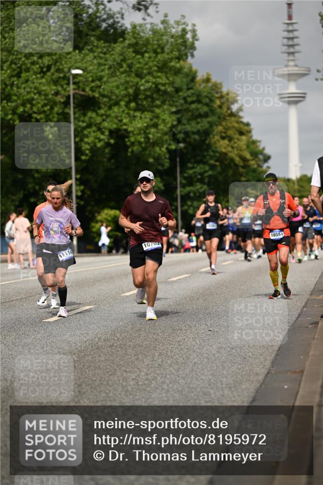 29.06.2025 - hella hamburg halbmarathon Dr. Thomas Lammeyer http://msf.ph/oto/8195972 29.06.2025 10:11:24 Kennedybrücke 1993, 4262, 4502, 5287, 5807, 5845, 5926, 6517, 6518, 6833, 7503, 8585, 10283, 10700, 10703, 11114, 11394 meine-sportfotos.de